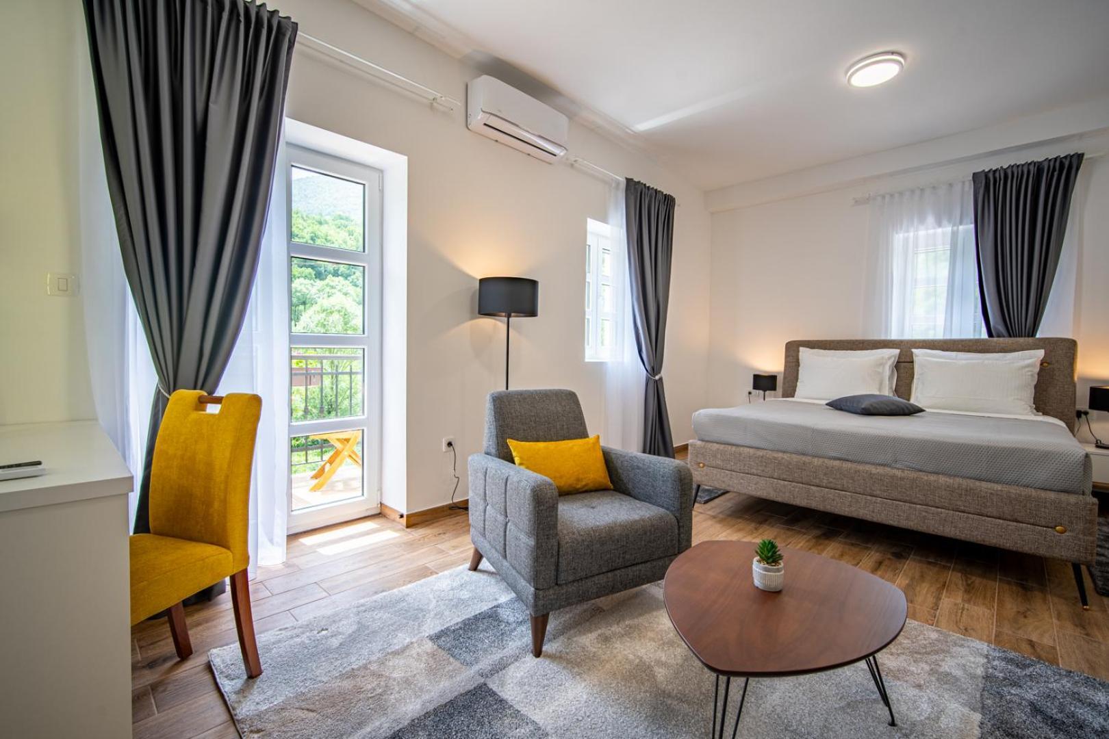 Skala Luxury Rooms Cetinje Esterno foto