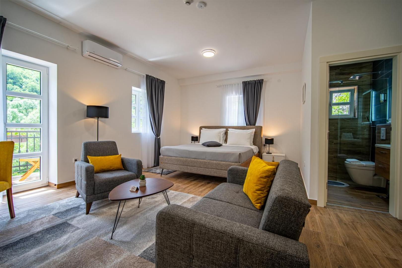 Skala Luxury Rooms Cetinje Esterno foto